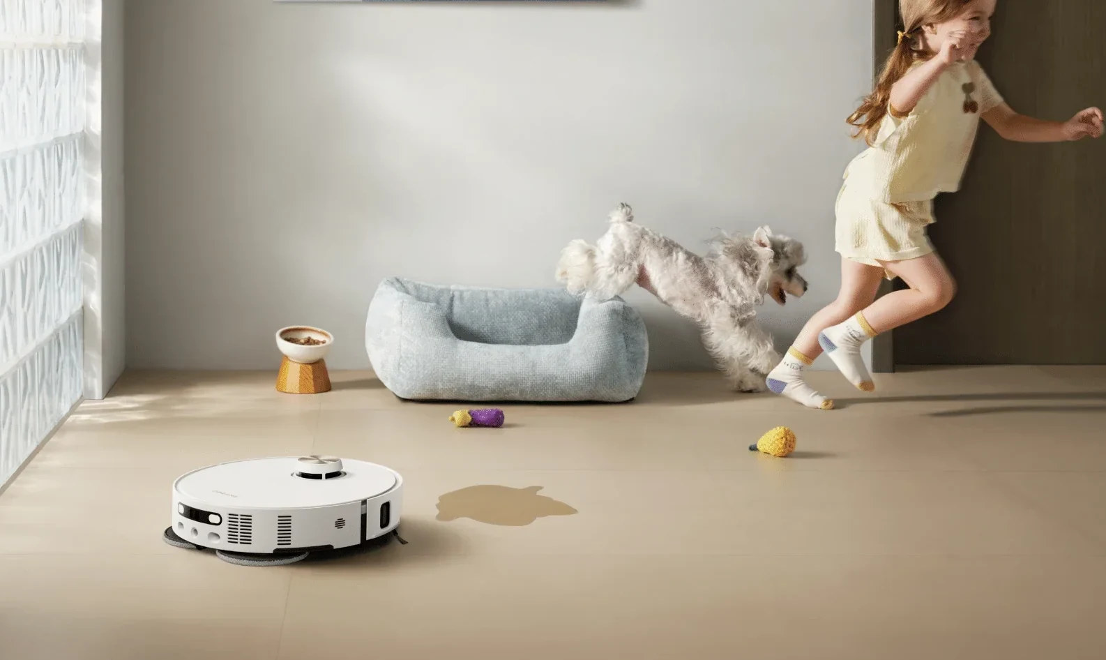 Robotas grįžta išvalyti vietos