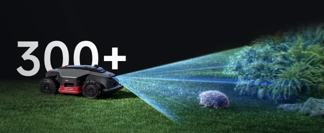 MOVA LiDAX Ultra AWD atpažįsta ežį vejoje